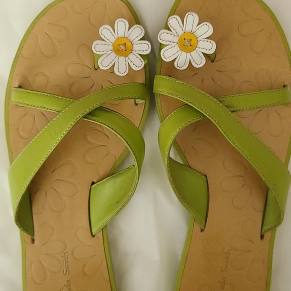Sandals - Picture 4 of 5